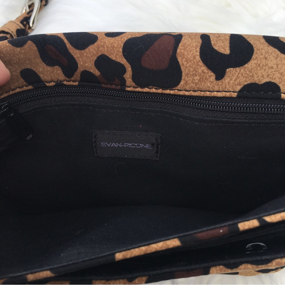 🛑 SOLD Evan Picone Crossbody Flap Handbag Purse Cheetah Animal Print Adjustable - Picture 8 of 13